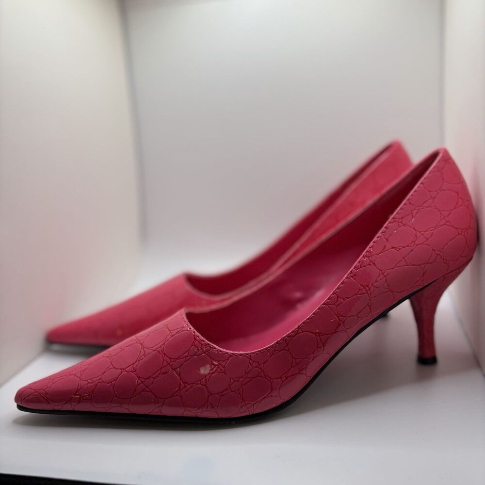 Hot Pink 80’s Kitten Heels 9 Barbiecore Pointed Toe Patent Glossy Retro Pump